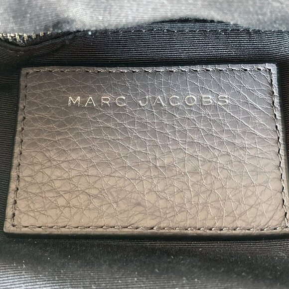 MARC JACOBS SMALL EMPIRE CITY CROSSBODY BAG - Picture 9 of 12